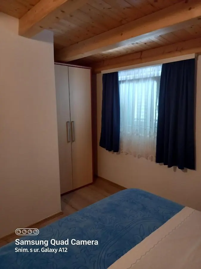 Studio 4827-3 For 4 Pers In Nerezine Apartament